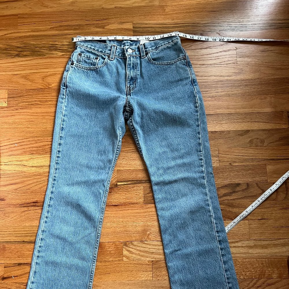Vintage Levi's womens 505 straight leg, Slim fit size 7 100% cotton, USA!